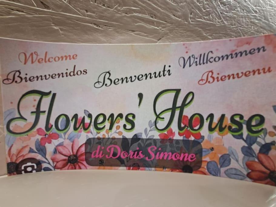 Flower'S House Di Doris Simone Bari Kültér fotó